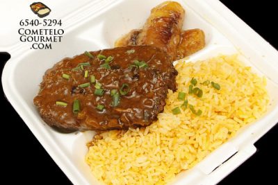 Pastel de Carne y Arroz Amarillo