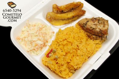 Pollo al Horno y Arroz con Vegetales